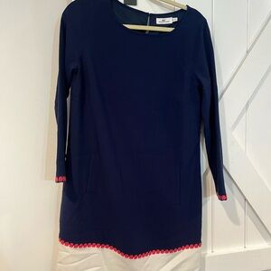 Vineyard Vines Navy Garment with Pink Accent